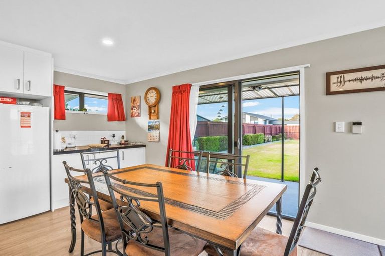 Photo of property in 16 Ottawa Road, Wainoni, Christchurch, 8061