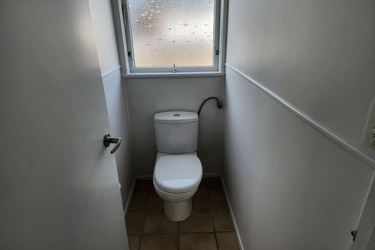 Photo of property in 8 Malvina Place, Bucklands Beach, Auckland, 2014