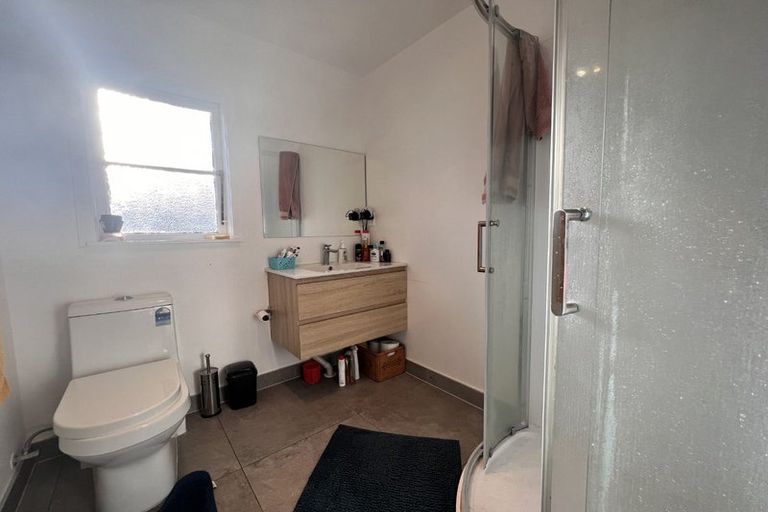 Photo of property in 11 Freyberg Crescent, Pukekohe, 2120