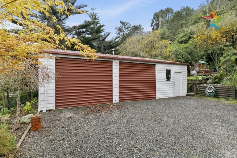 Photo of property in 83 Kamahi Street, Stokes Valley, Lower Hutt, 5019