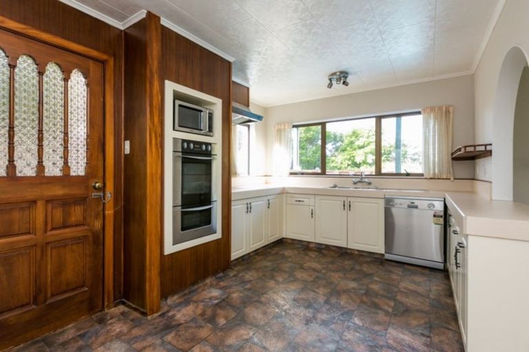 Photo of property in 2 Ewan Place, Taradale, Napier, 4112