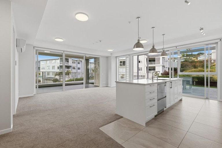 Photo of property in 140 Eaves Bush Parade, Orewa, 0931