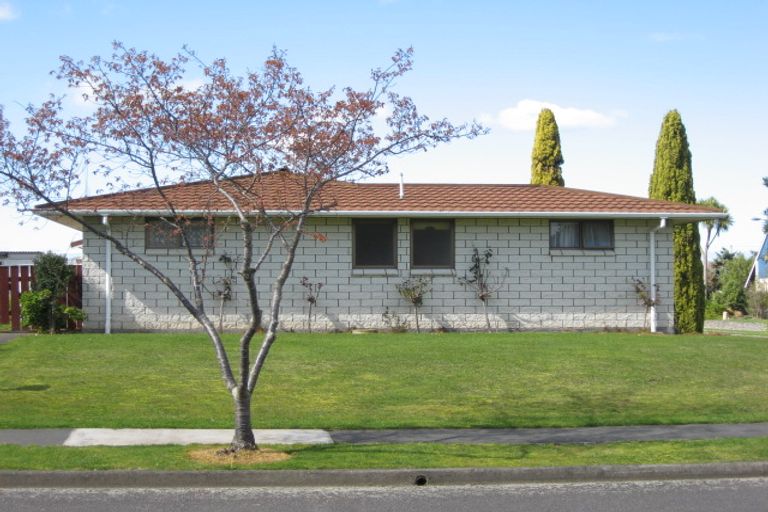 Photo of property in 11 Aitken Street, Bulls, 4818