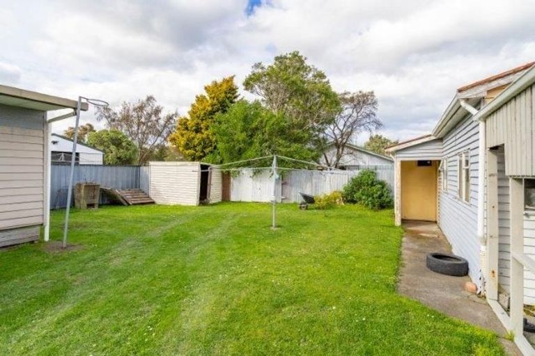 Photo of property in 6 Tait Crescent, Featherston, 5710