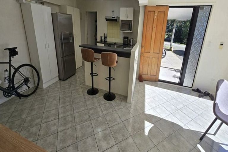 Photo of property in 159 Vaughans Road, Okura, Albany, 0792