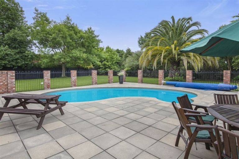 Photo of property in 47 Yellowstone Crescent, Burwood, Christchurch, 8083