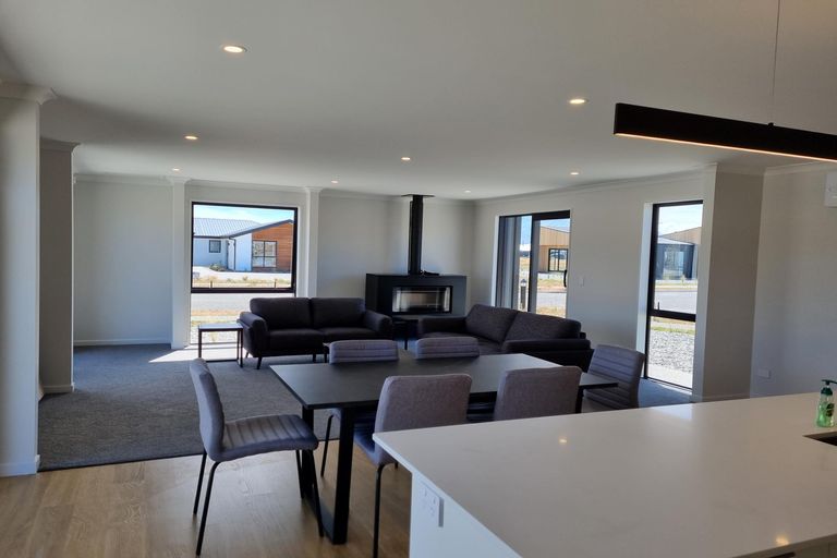 Photo of property in 2 Jimmys Lane, Lake Tekapo, 7999