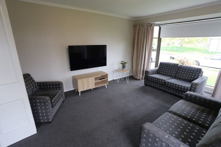 Photo of property in 2 Ringwood Place, Avonhead, Christchurch, 8042