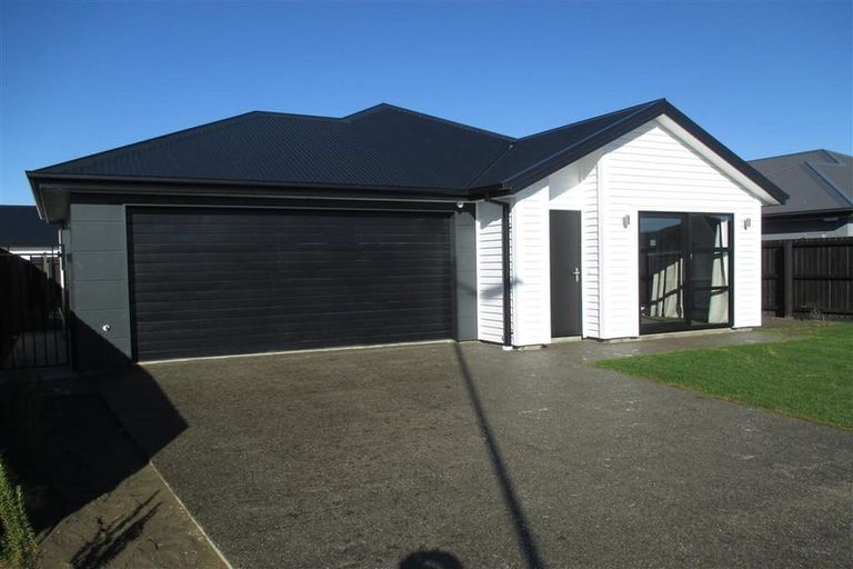 Photo of property in 8 Limbrick Crescent, Wigram, Christchurch, 8042