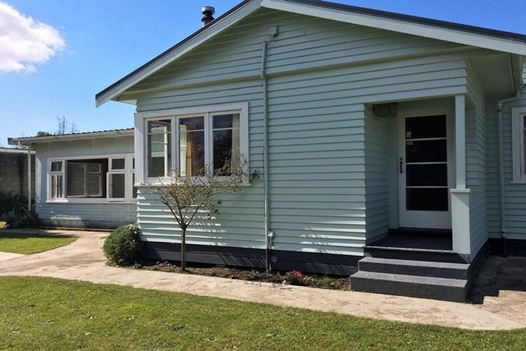 Photo of property in 59 College Road, Edgecumbe, 3120