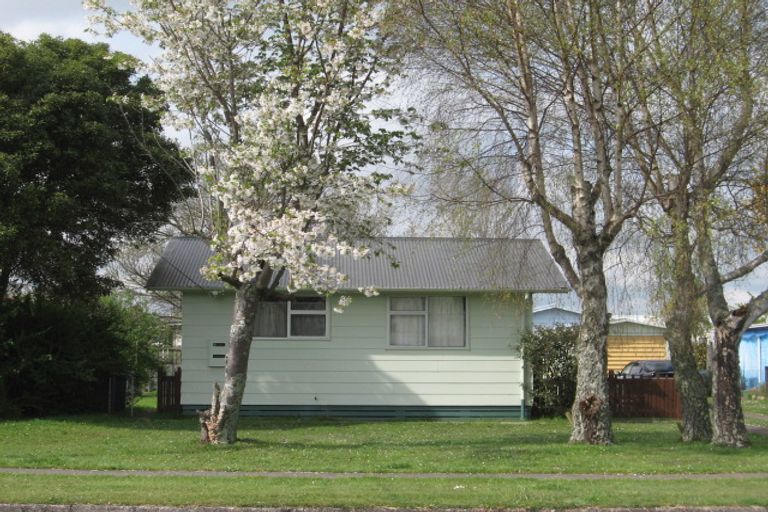 Photo of property in 73 Kawaha Point Road, Kawaha Point, Rotorua, 3010