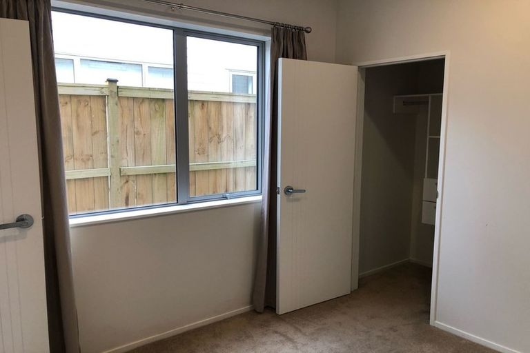 Photo of property in 20 Drumbuoy Drive, Flat Bush, Auckland, 2019