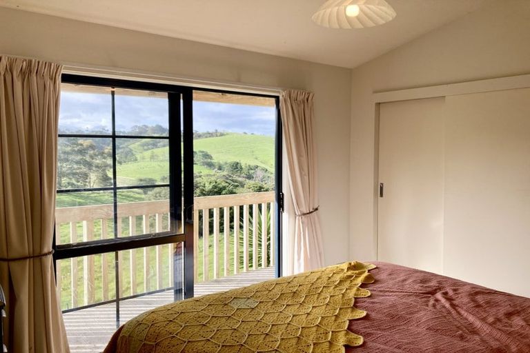 Photo of property in 220 Anderson Road, Helensville, 0875