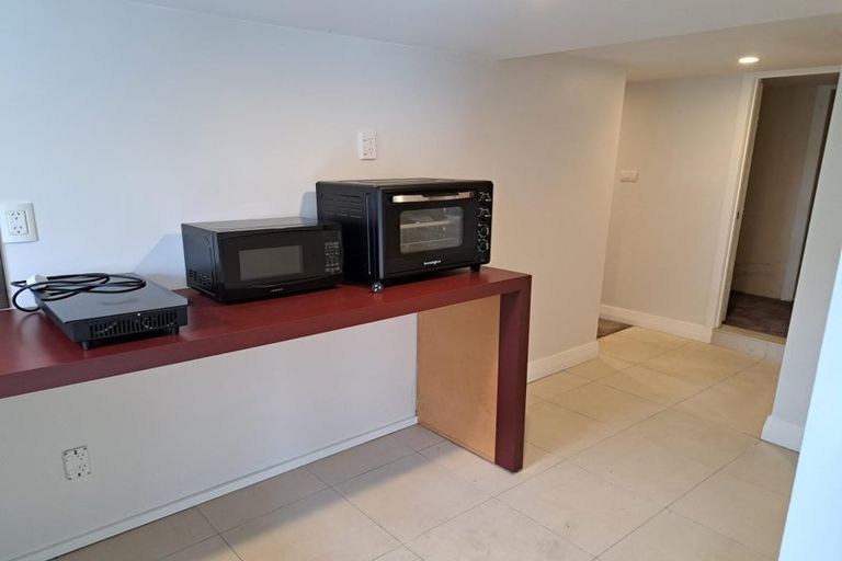 Photo of property in 203 Godley Road, Titirangi, Auckland, 0604