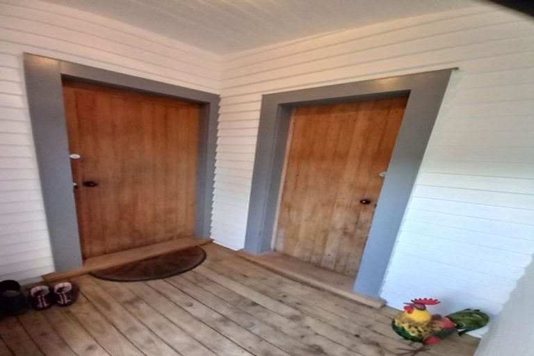 Photo of property in 96a Arawhata Road, Paraparaumu, 5032