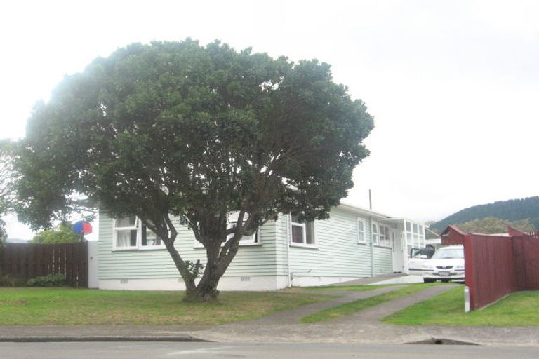 Photo of property in 20 Porter Place, Paekakariki, 5034