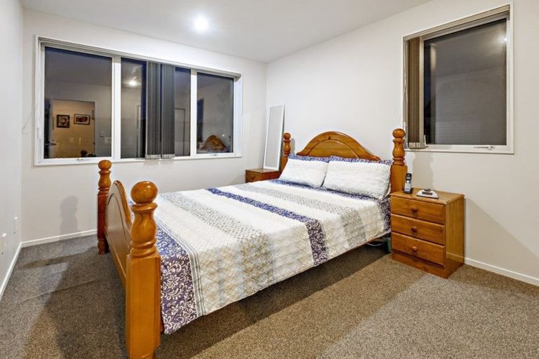 Photo of property in 19 Arion Road, Takanini, 2112