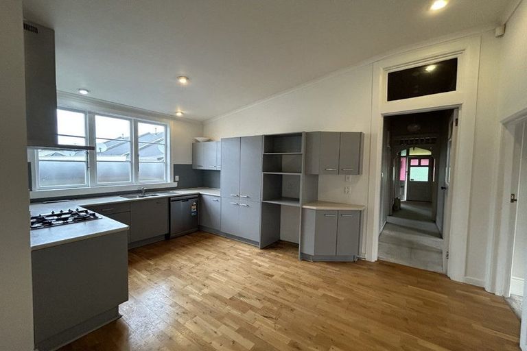 Photo of property in 25 Nelson Crescent, Napier South, Napier, 4110