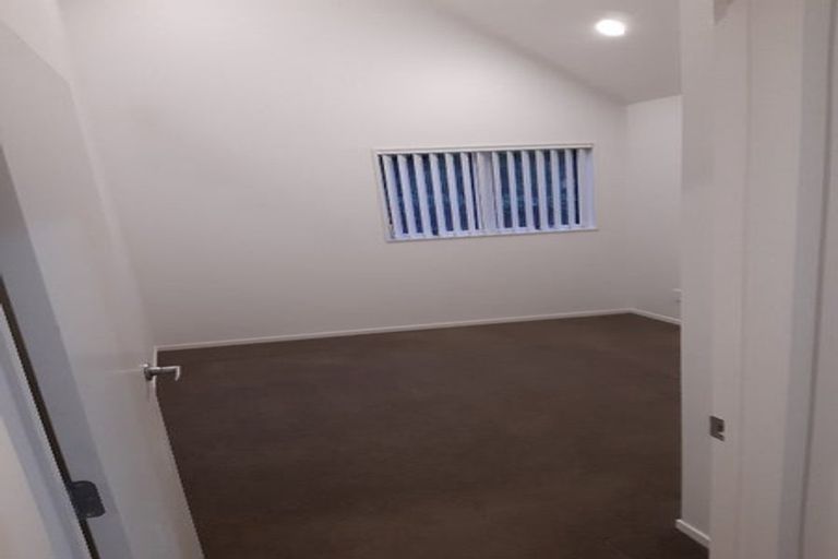 Photo of property in 16 Union Road, Howick, Auckland, 2014