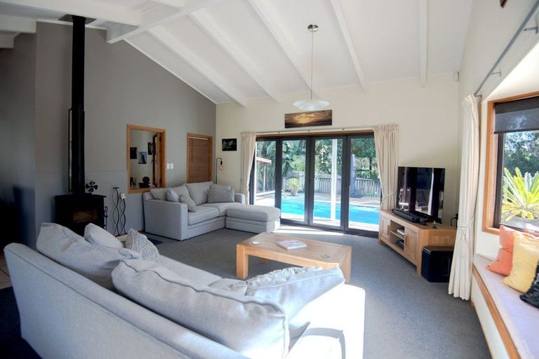 Photo of property in 136 Landing Road, Kerikeri, 0230