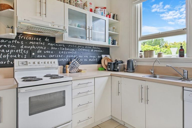 Photo of property in 110 Aylesford Street, Mairehau, Christchurch, 8013