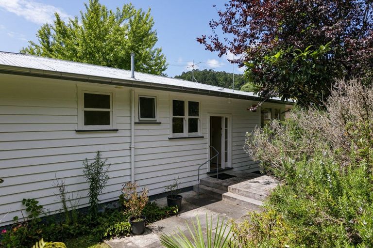 Photo of property in 13 Seddon Crescent, Whataupoko, Gisborne, 4010