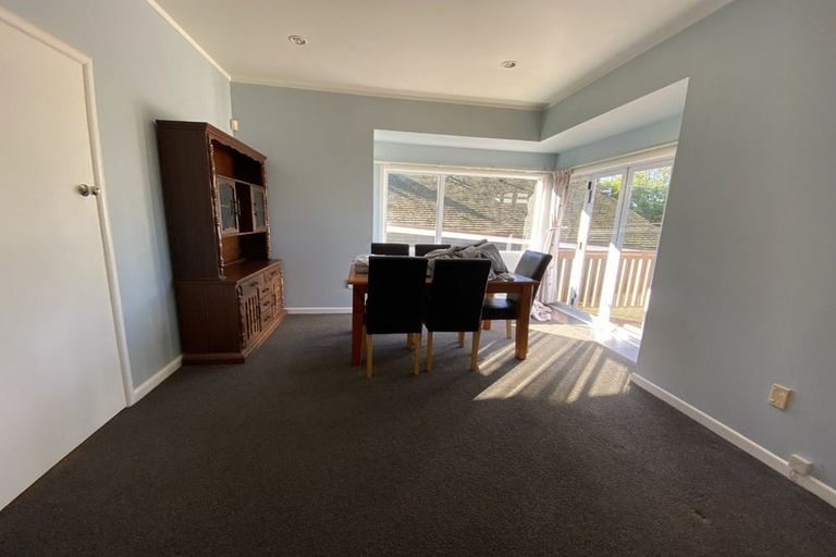 Photo of property in 218 Hillcrest Road, Hillcrest, Hamilton, 3216