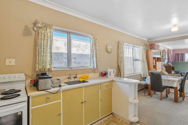 Photo of property in 12 Parker Avenue, Levin, 5510