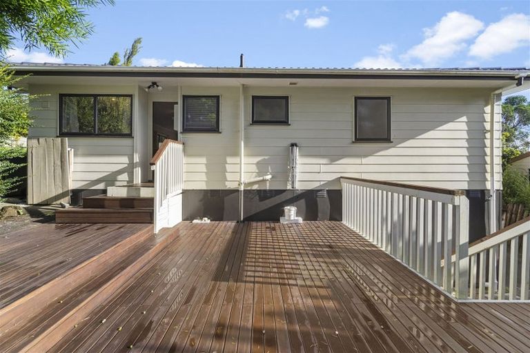 Photo of property in 41 Holmes Drive South, Massey, Auckland, 0614