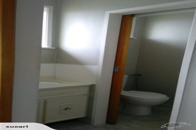 Photo of property in 7 Divich Avenue, Te Atatu South, Auckland, 0610