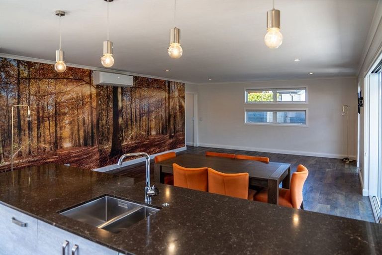 Photo of property in 27 Kayelene Place, Omokoroa, 3114