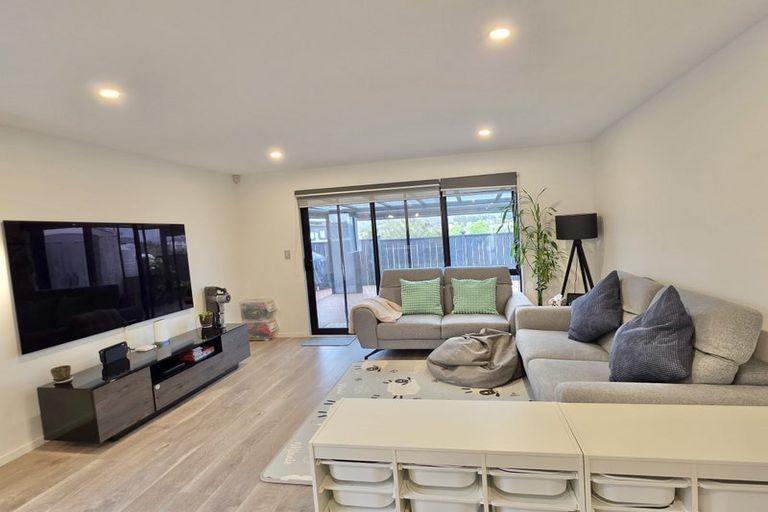 Photo of property in 15 Kahui Parade, Karaka, Papakura, 2113
