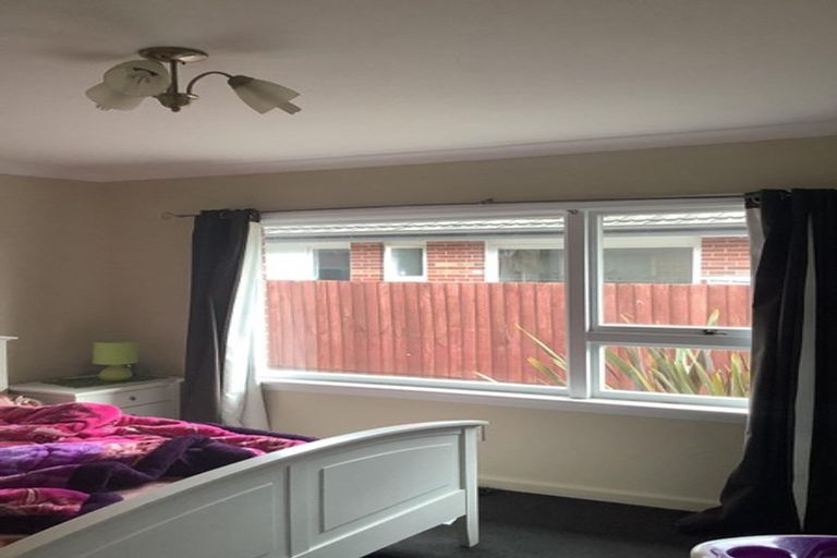 Photo of property in 1/25 Hills Road, Edgeware, Christchurch, 8013