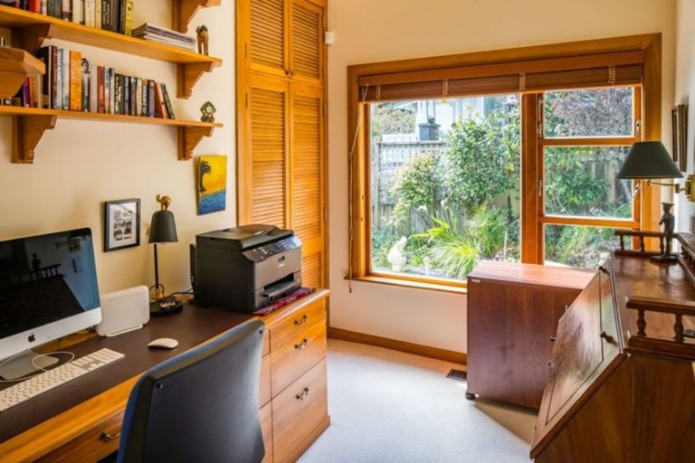 Photo of property in 36 Moana Road, Days Bay, Lower Hutt, 5013