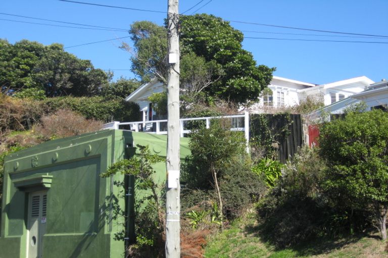 Photo of property in 8 Messines Road, Karori, Wellington, 6012