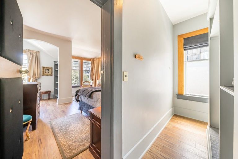 Photo of property in 24 Hobson Street, Thorndon, Wellington, 6011