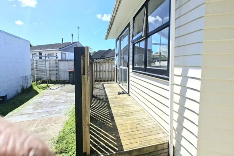 Photo of property in 44b Kelvin Road, Papakura, 2110