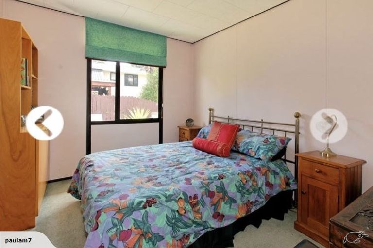 Photo of property in 1/23 Midgley Road, West Harbour, Auckland, 0618