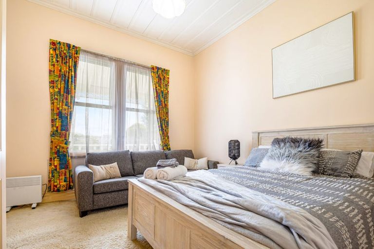 Photo of property in 118 Mokoia Road, Chatswood, Auckland, 0626