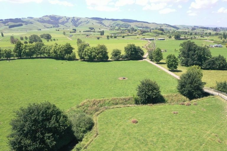 Photo of property in 231 Grice Road, Rotoorangi, Cambridge, 3495