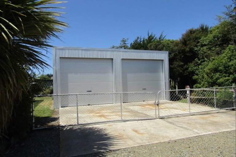 Photo of property in 16 Ruane Street, Glenavy, Waimate, 7980