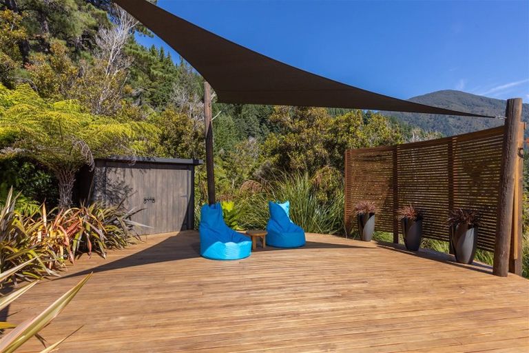 Photo of property in 615 Port Underwood Road, Whatamango Bay, Picton, 7281
