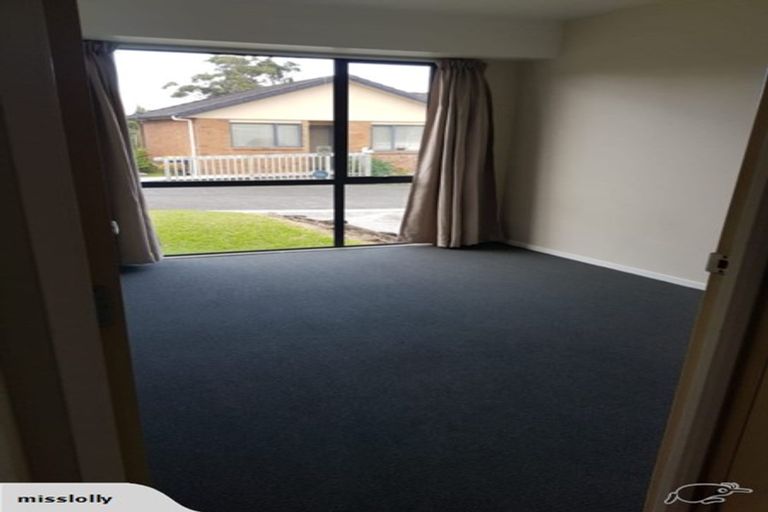 Photo of property in Carwyn Place, 9/352a Swanson Road, Ranui, Auckland, 0612