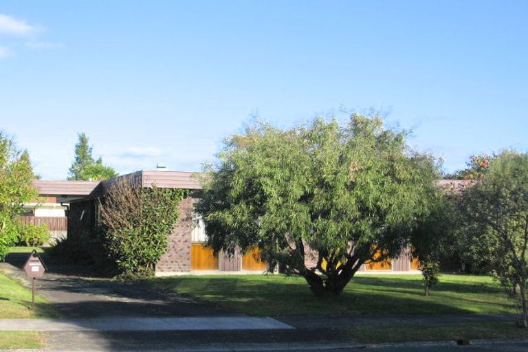 Photo of property in 18 Glen Lynne Avenue, Queenwood, Hamilton, 3210