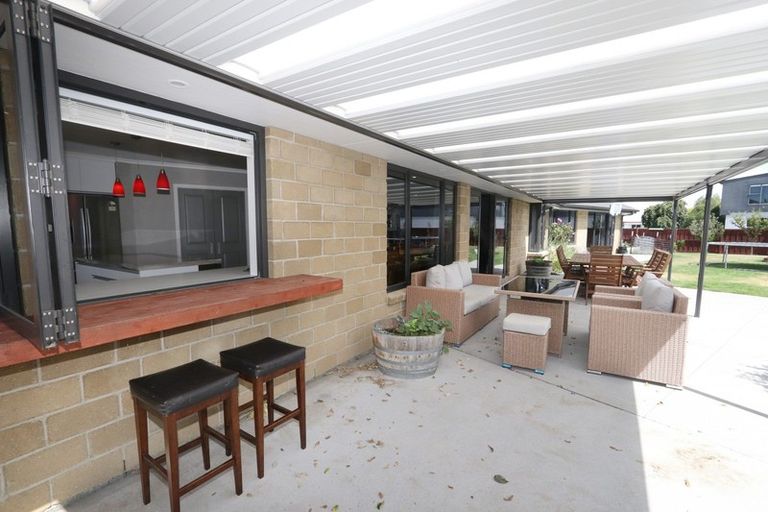 Photo of property in 9 Whiteoak Grove, Tinwald, Ashburton, 7700