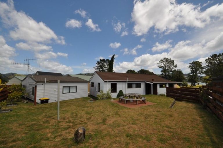 Photo of property in 39 Pleasant Place, Pauanui, Hikuai, 3579