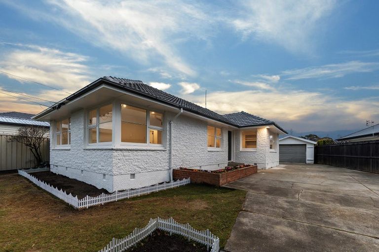 Photo of property in 15 Greenhaven Drive, Burwood, Christchurch, 8083