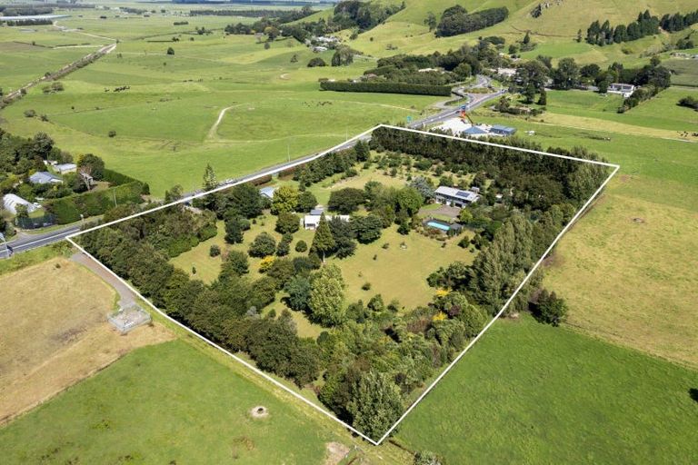 Photo of property in 52 Te Puke Highway, Kairua, Te Puke, 3187
