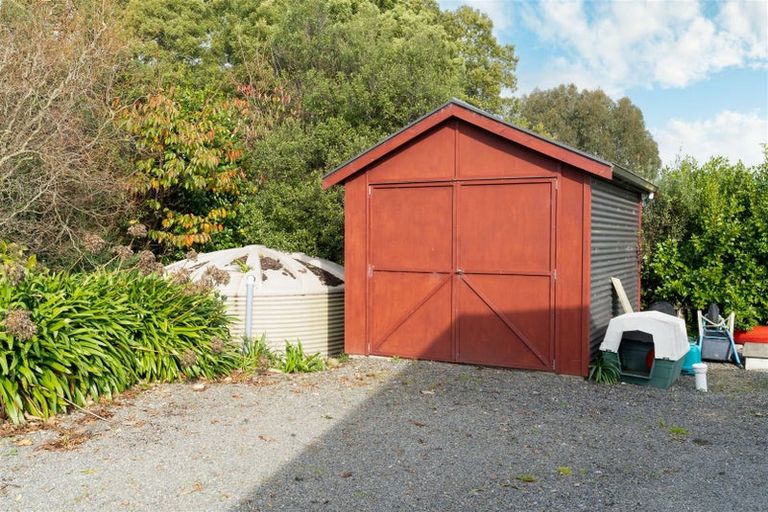 Photo of property in 356 Kimberley Road, Levin, 5571