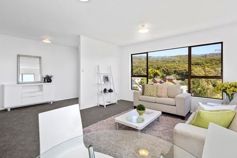 Photo of property in 49a Albatross Close, Whitby, Porirua, 5024